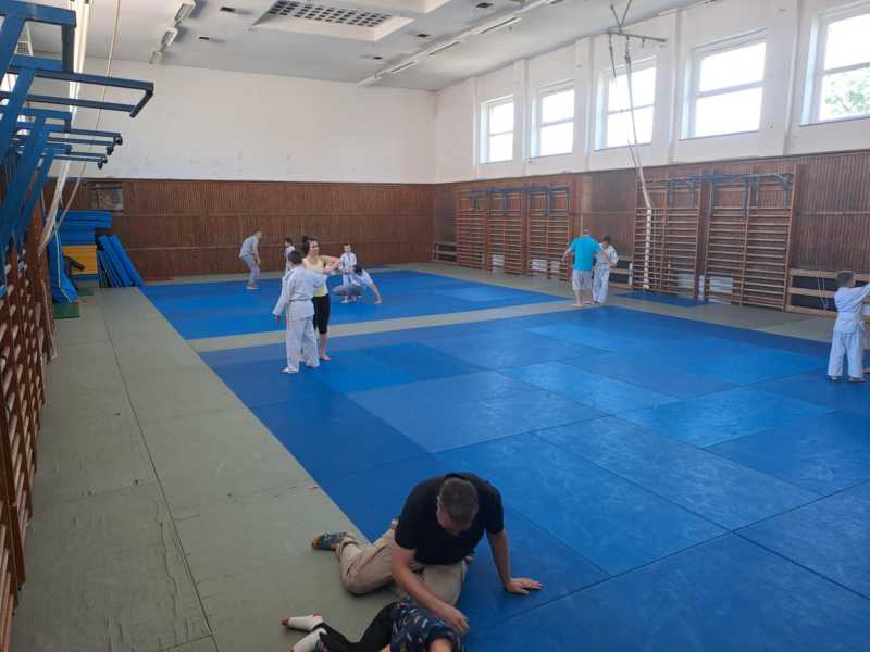 7de07ab1-326d-4aad-8cc8-4988f9208011.jpg